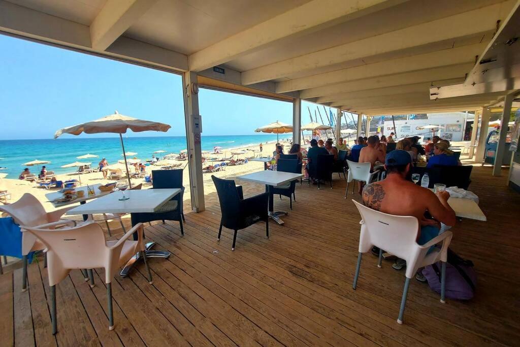 Amplio Apartamento En La Playa Del Esquinzo Jandia  Luaran gambar